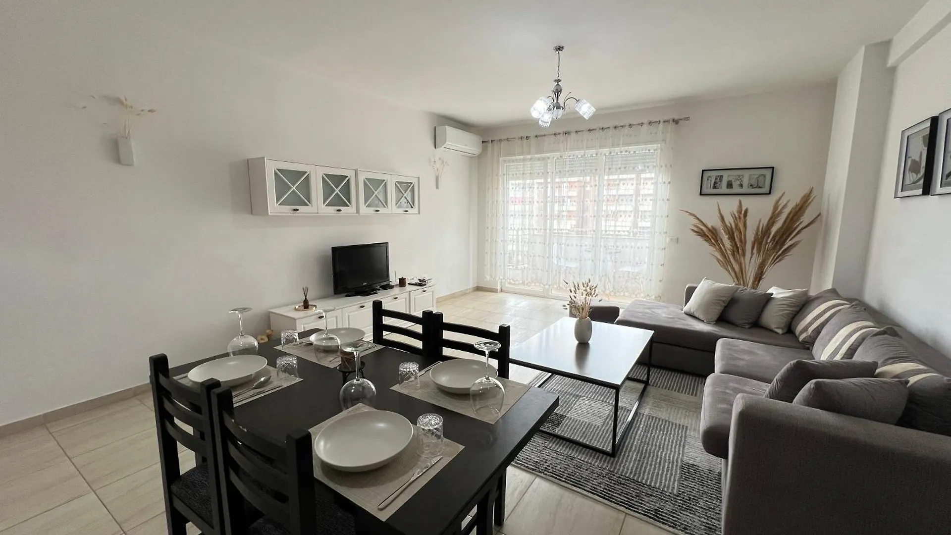 Moon City Center Apartment Shkodër
